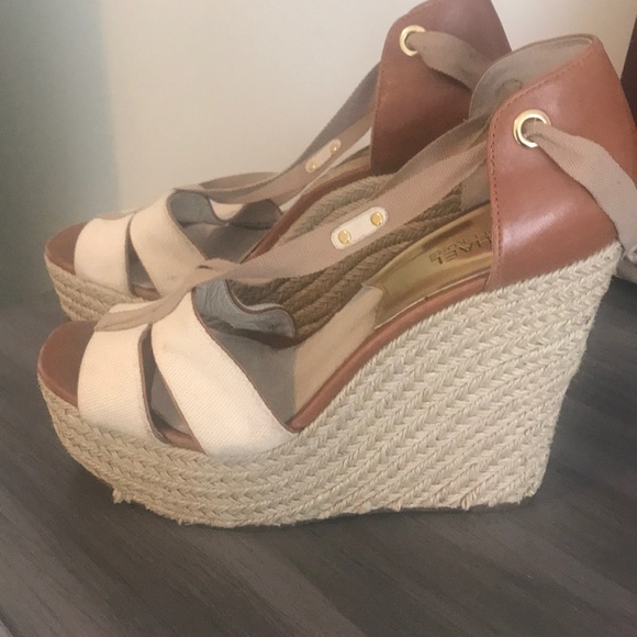 Michael Kors Espadrilles! - Picture 2 of 6